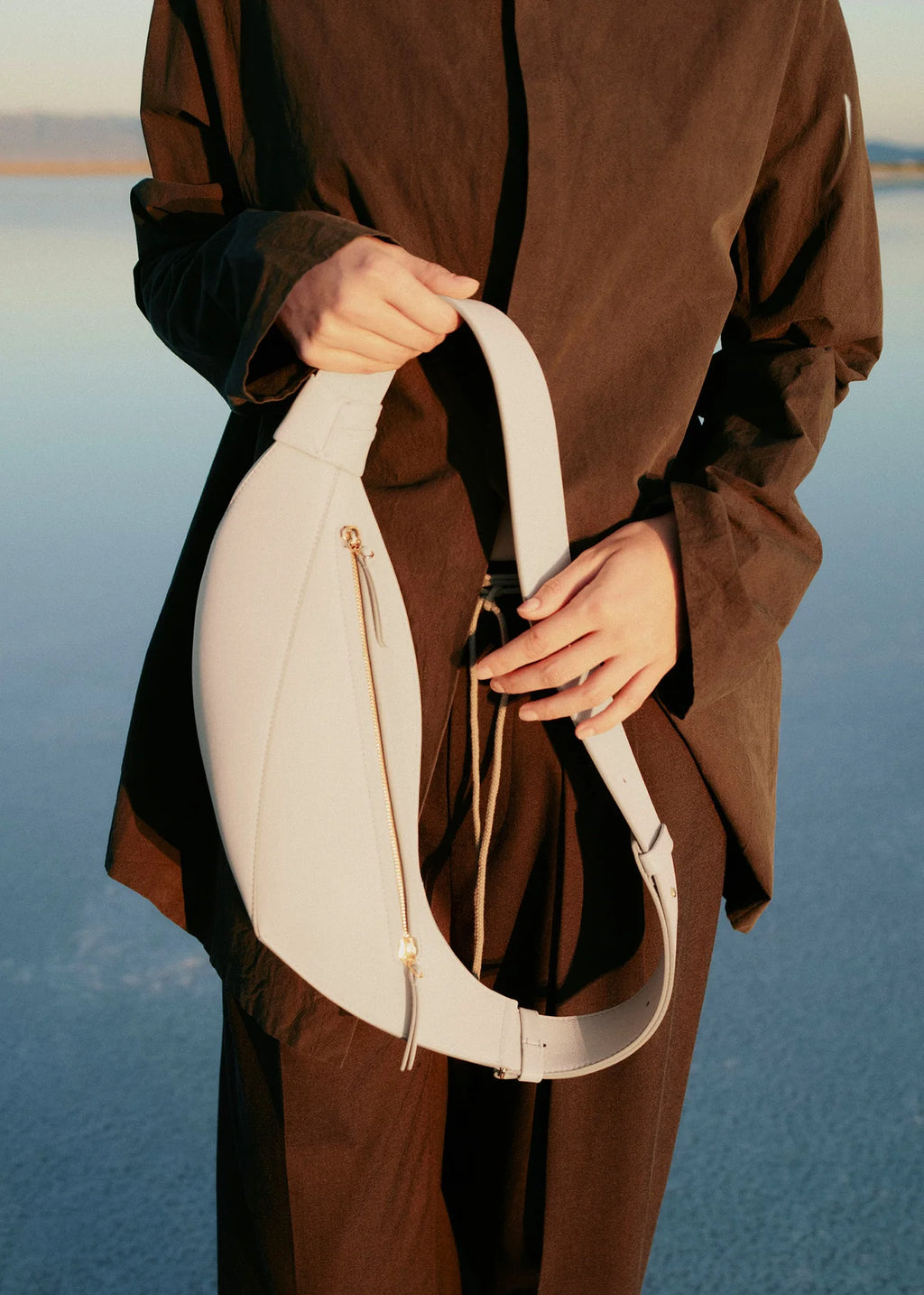 Neyu Soft Hobo - White