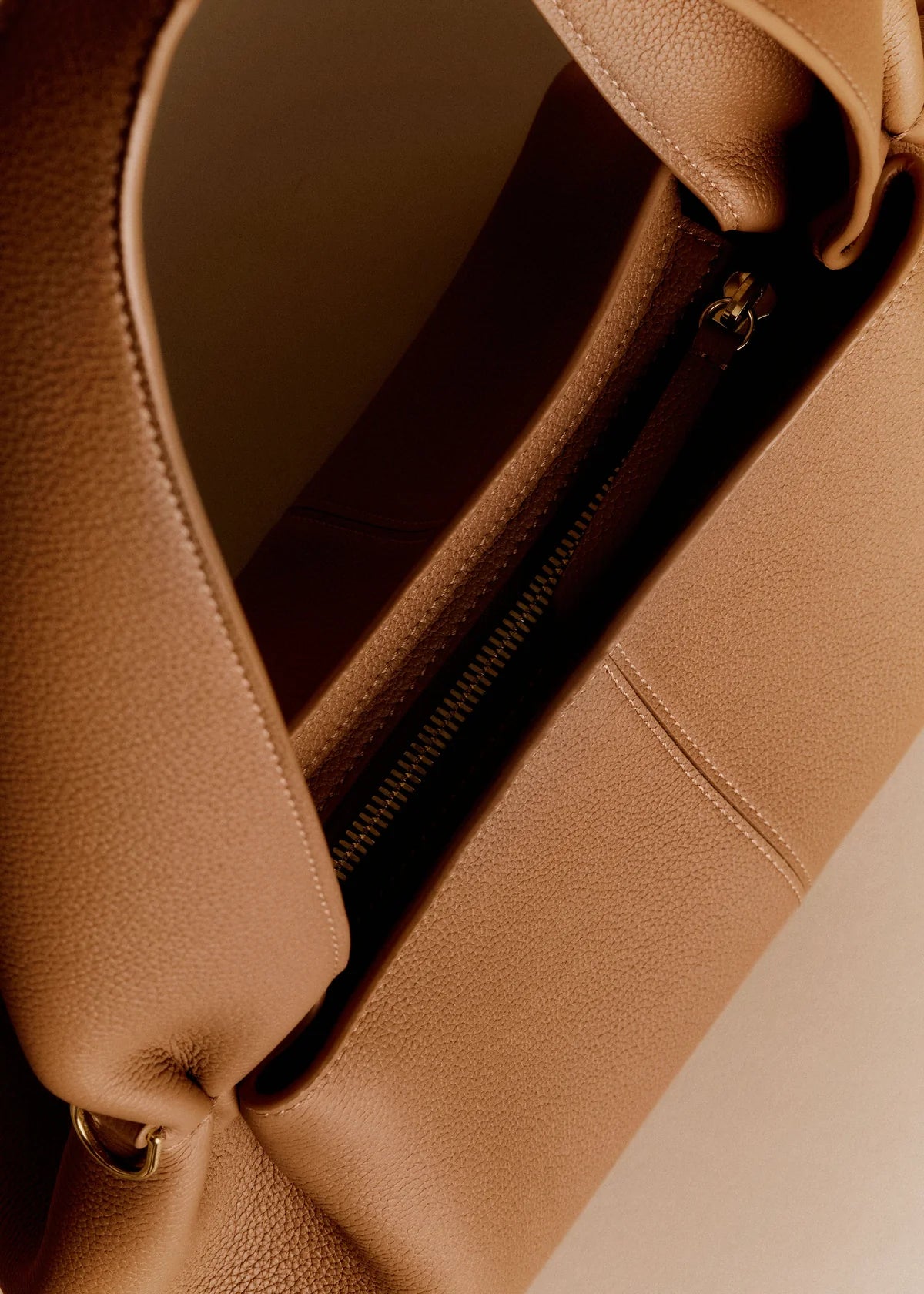 Neuf Horizontal Bag - Camel